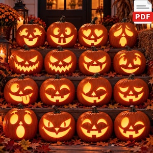 Puede incluir: Dieciséis calabazas naranjas dispuestas en escalones, cada una tallada con un rostro brillante único. Las linternas presentan diversas expresiones, incluyendo ojos grandes, sonrisas dentadas y guiños, todas iluminadas desde el interior.