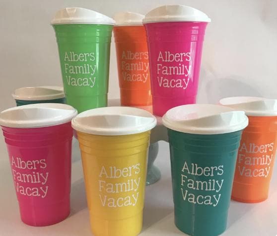 Monogrammed Double Walled Thick Plastic Cups for Bridesmaids, 16 Oz  Personalized Plastic Cups, Re-useable Cup With Lid - Etsy