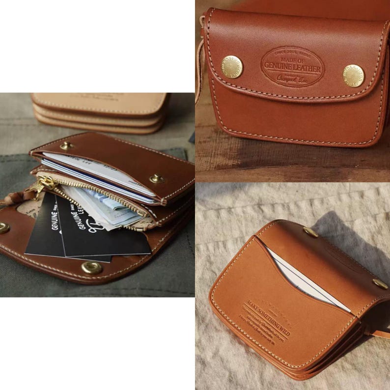 Pu&ograve; includere: Una collezione di portafogli in pelle marrone in vari stili. Un portafoglio &egrave; aperto, rivelando uno scomparto con cerniera e carte. Un altro portafoglio &egrave; chiuso con chiusure a scatto color oro. I portafogli sono stampati con "GENUINE LEATHER".