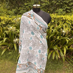 Grey Paisley Printed Floral Cotton Sarong Indian Handmade Block Print Beach Wrap Wholesale Sarongs