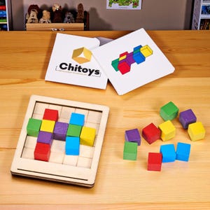 Cubo puzzle in legno, giocattolo Montessori, gioco di logica di abbinamento dei colori per bambini, rompicapo educativo 3D con carte modello, regalo giocattolo STEM