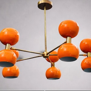Halverwege de eeuw Spoetnik-kroonluchter hanglamp | Slaapkamerplafondlamp messing en oranje bol