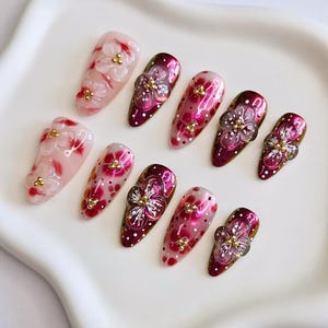 3D Flower Press-On Nails: Aurora Duo Chrome Almond Nail Set