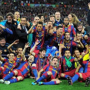 Barcelona 2010–11 Champions League Poster – Messi Xavi Iniesta Treble Team Art Print 20x30