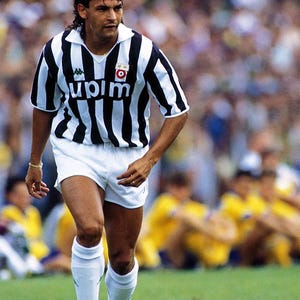 Roberto Baggio Juventus Poster – Italian Football Legend Wall Art | 90s Soccer Icon Print | 20x30 Vintage Serie A Decor