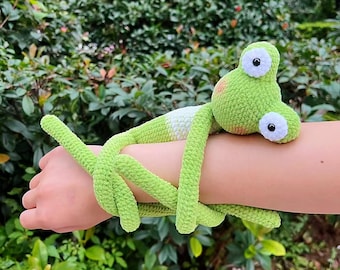 Handmade Crochet Frog Amigurumi, Cotton Art Doll,Gift for Kids or Adults