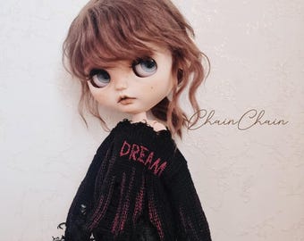 Hand-Knitted 'DREAM' Sweater for Blythe OB22/OB24 Dolls
