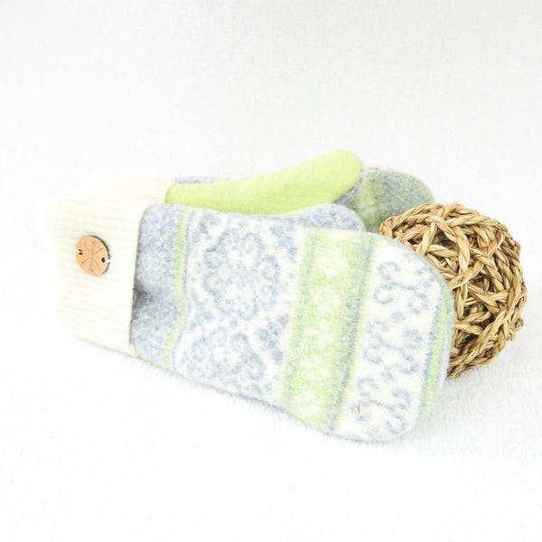 Guanti di maglia verde & blu grigio Fair Isle Nordic maglia guanti guanti Ecofriendly in pile foderato regalo sotto i 50 per le donne di WormeWoole