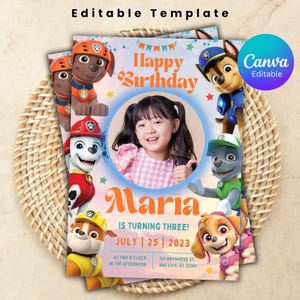 Może przedstawiać: Spersonalizowane zaproszenie urodzinowe ze zdjęciem małej dziewczynki, otoczonej postaciami z kreskówek. Zaproszenie zawiera tekst "Happy Birthday", imię "Maria" i datę "25 lipca 2023 r."