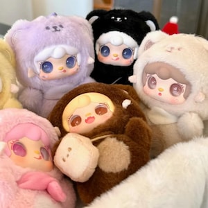 Yooki 4.Generation Blind Box Nehmen Sie ein bisschen Kleine Bär Serie Plüschtiere Exquisite Puppe Schlüsselbund Rucksack Anhänger Mystery Box Geschenk