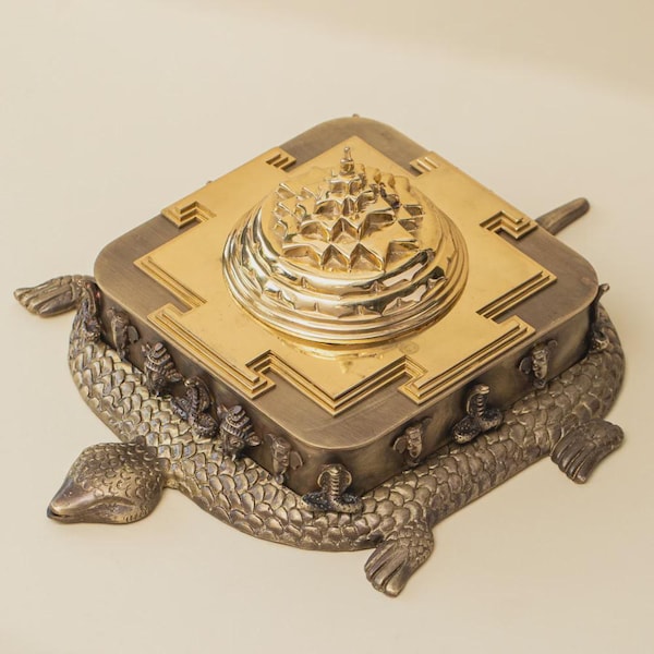 Shree Yantra Pyramid, Panchdhatu Spiritual Decor, Feng Shui Gift