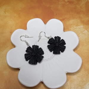 Black Dangle Flower Clay Earrings, Handmade Flower Earring, Pretty Black Floral Earrings, Dangle Floral Earrings