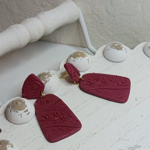 Burgundy Long Dangle Textured Clay Earrings, Pretty Earrings, Burgundy Colored Earrings, Long Earrings, Handmade Clay Earrings