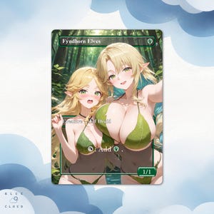 Può includere: Una carta collezionabile con due elfi biondi in bikini di foglie verdi. La carta è intitolata "Fyndhorn Elves" e include il testo "Creature - Elf Druid" e "1/1". Lo sfondo mostra una scena di foresta.