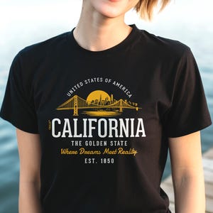 California T-Shirt Vintage-Looking California Retro Tee from CA Souvenirs and Gifts by Treaja®