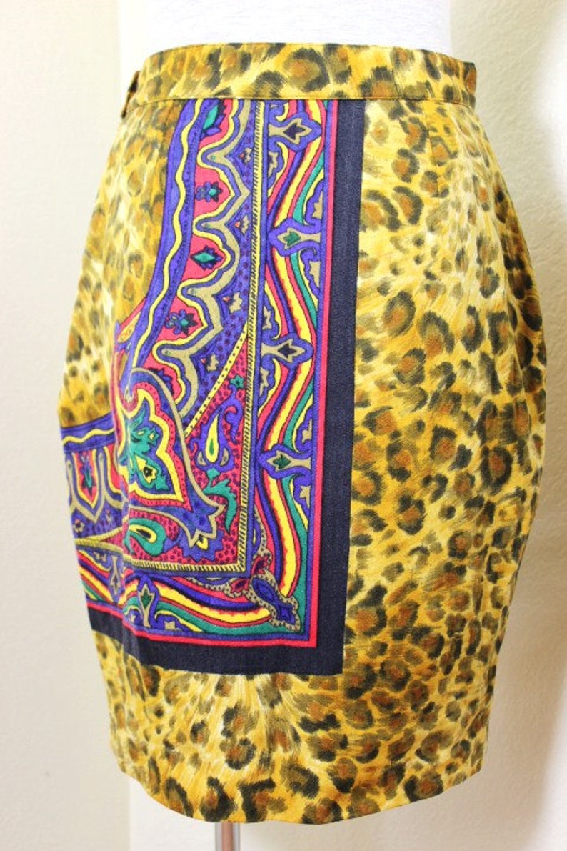 Vintage VERSACE Versus Yellow Wool Printed Mini Skirt Sz Small 30 44 5 6 7