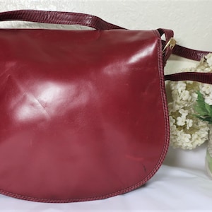 Vintage VALENTINO GARAVANI Burgundy Leather Accordion flap Shoulder Bag image 3