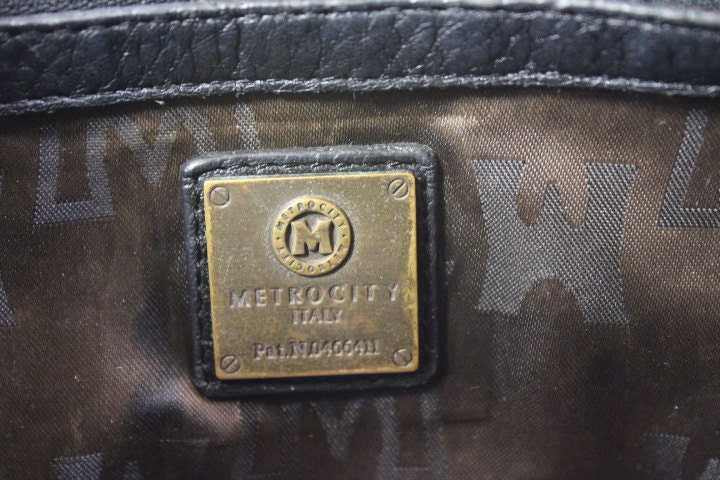 Authentic METRO CITY Black Leather Handbag Made In ITALY