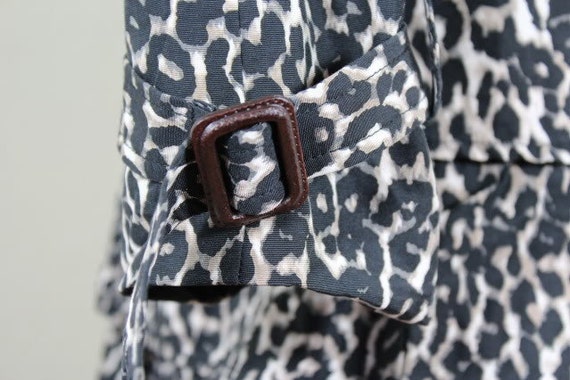 DG Dolce and Gabbana Cheetah Print Trench Coat Ja… - image 4