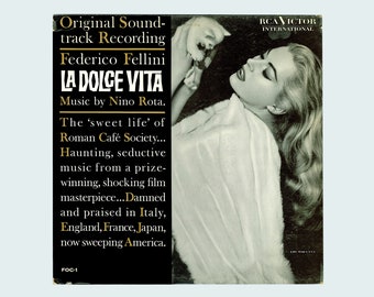 Federico Fellini, La Dolce Vita Soundtrack LP. 1961 1st Pressing RCA Records Music by Nino Rota. Starring Anita Ekberg, Marcello Mastroianni