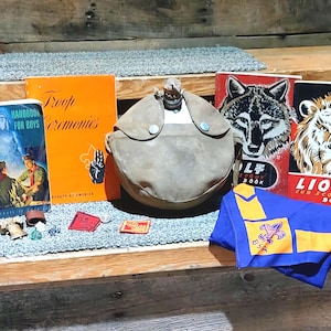 vtg Boy Scouts/Cub Scouts Of America BSA kerchiefs slides, patches, books, pins and more