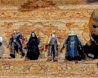 8 Piece Star Wars Figure Lot 1995-1999 Plus A Funko Pop 2015