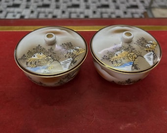 Vintage Hand Painted Lidded Porcelain Bowls Set of 2 – Japanese Style Covered Tea Bowls, Small Ceramic Trinket Containers, Asian Tableware