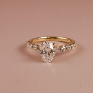2.5CT 3.5CT Oval Cut CZ Solitaire Engagement Ring travel ring Two Tone Yellow Gold vermeil and White Gold Silver Ring Simulated Diamond