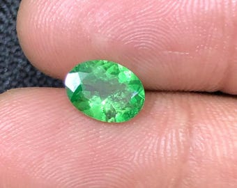 1.50 Cts Oval Cut Tsavorite Garnet Loose Gemstone, Tanzania