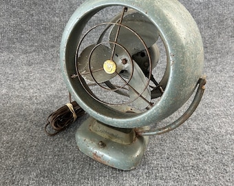 50's Mid Century Vornado Model B28C1 Atomic Era 3-Speed Fan Works