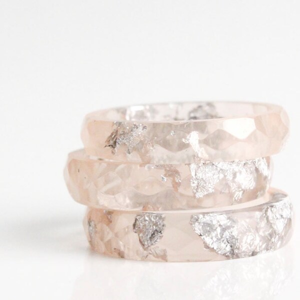 size 8 multifaceted eco resin ring - pale grapefruit with silver flakes