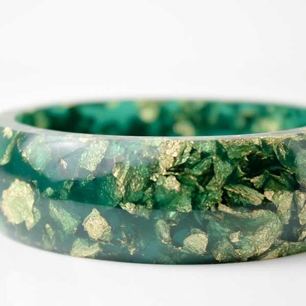 oval eco resin bangle bracelet with jade green gold leaf flakes