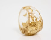 clear resin ring size 6.5 | round faceted eco resin cocktail ring | featuring gold metallic leaf flake inclusions