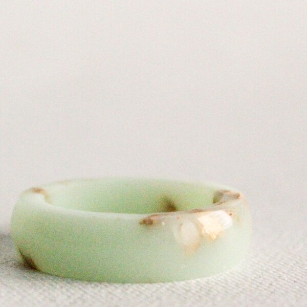 mint gold size 10.5 round resin eco resin ring