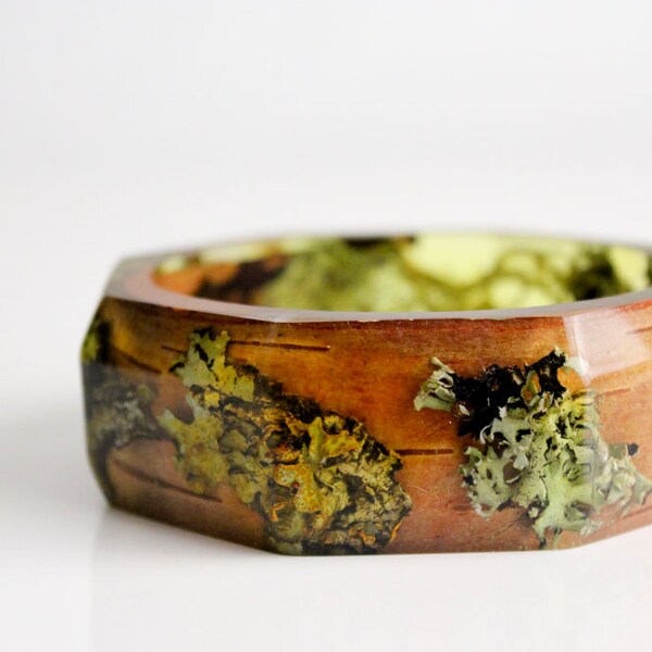 bijoux bois eco résine bracelet avec facettes octogonales contient des brindilles, de lichens et de mousses real