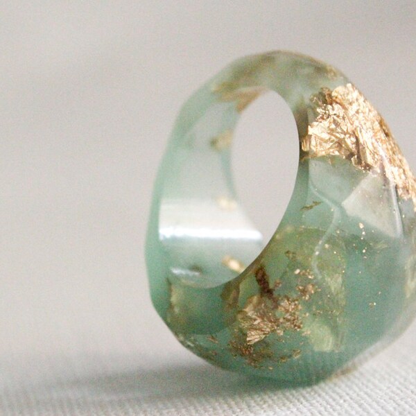 sea green size 7 soft faceted eco resin ring with suspended gold leaf