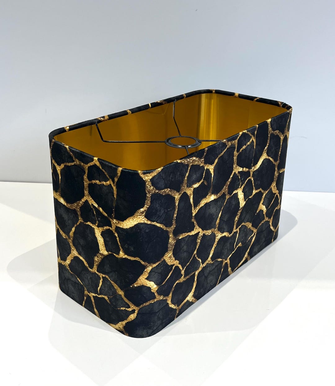 Fait à la main sur commande, motif géométrique abstrait en marbre noir ...