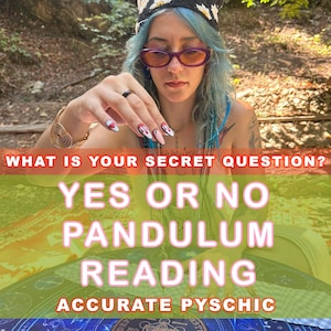 Puede incluir: Imagen de una persona con cabello azul y gafas moradas. La imagen tiene texto que dice: "WHAT IS YOUR SECRET QUESTION? YES OR NO PANDULUM READING ACCURATE PYSCHIC."