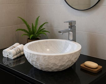 Handgefertigtes Aufsatzwaschbecken aus weißem Marmor