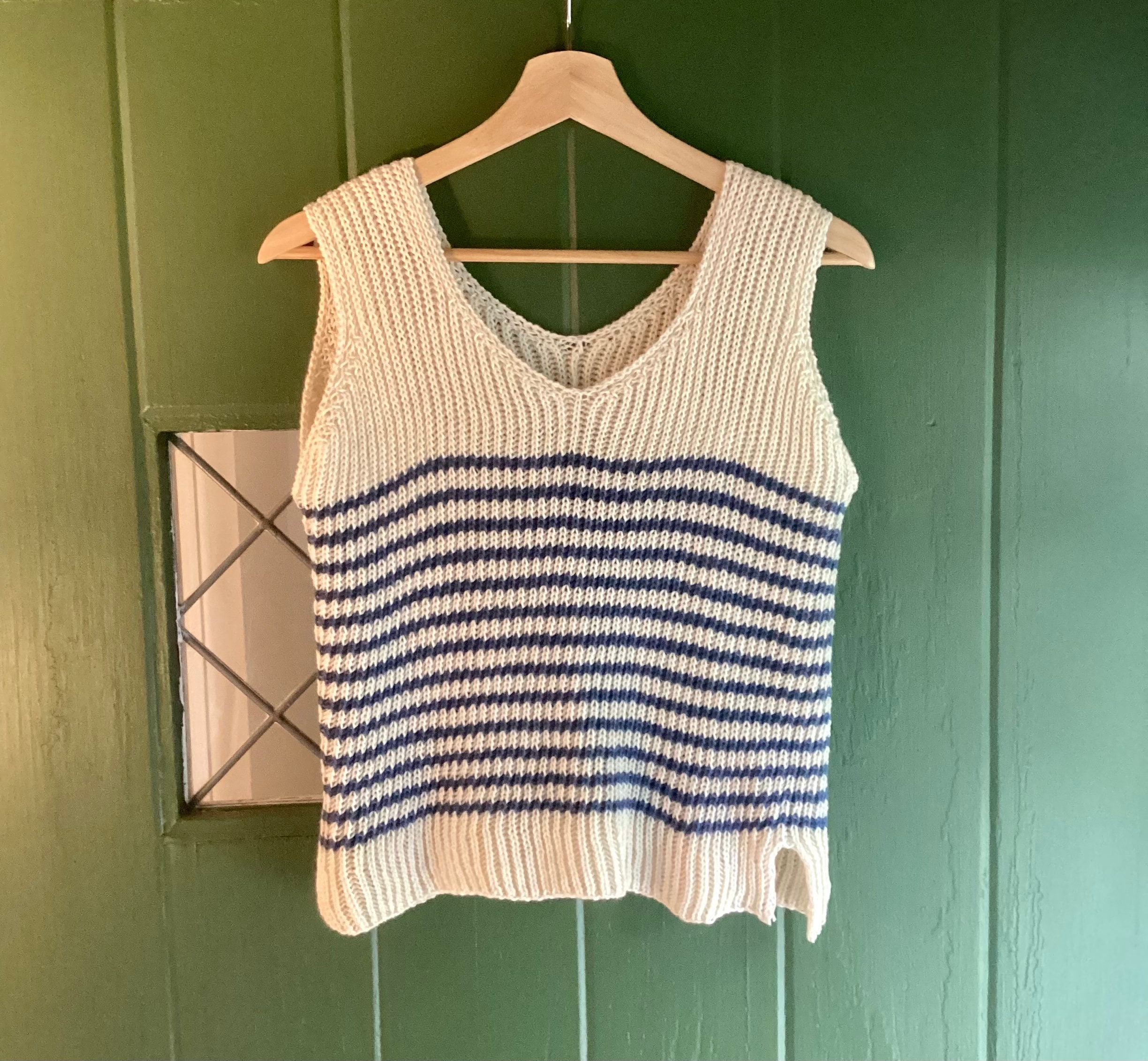 Eddie Tank Knitting Pattern: Seamless Top-down Ribbed Tank (PDF