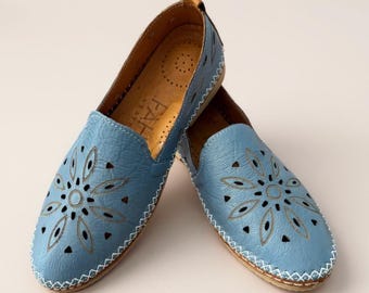Handmade Blue Leather Flats: Floral Cutout Slip-On Shoes