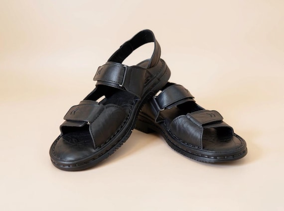 Handmade Black Leather Sandals for Men, Comfortable Adjustable Strap Summer Footwear