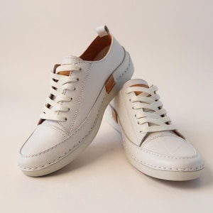 Baskets de mariage en cuir faites main : chaussures de mariée blanches à lacets