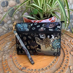 Elegant Floral Brocade Clutch in Genuine Leather – Black Wristlet Purse | Handmade Evening Bag | Gift for Women