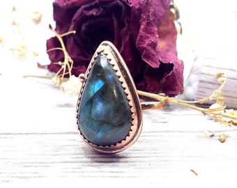 Labradorite copper crystal ring