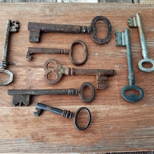 Real Set of 8 old and antique keys, Collection of old keys, Antique iron and brass keys, country house, farm decor,