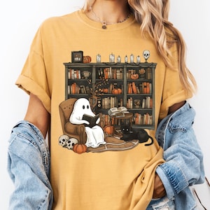 Retro Ghost Reading Books Shirt, Librarian Ghost Halloween Shirt, Comfort Colors®Halloween Teacher Shirt, Teacher Gift, Boo School Shirt