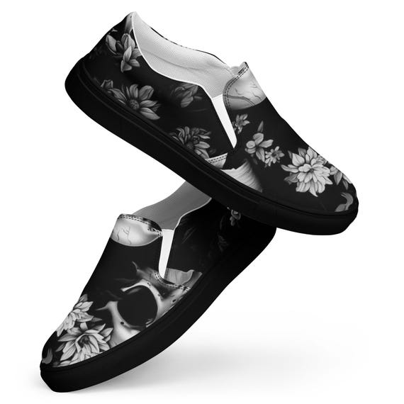 Men’s slip-on canvas shoes