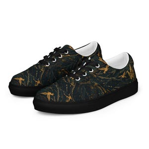 Men’s lace-up canvas shoes