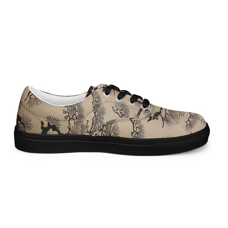 Men’s lace-up canvas shoes